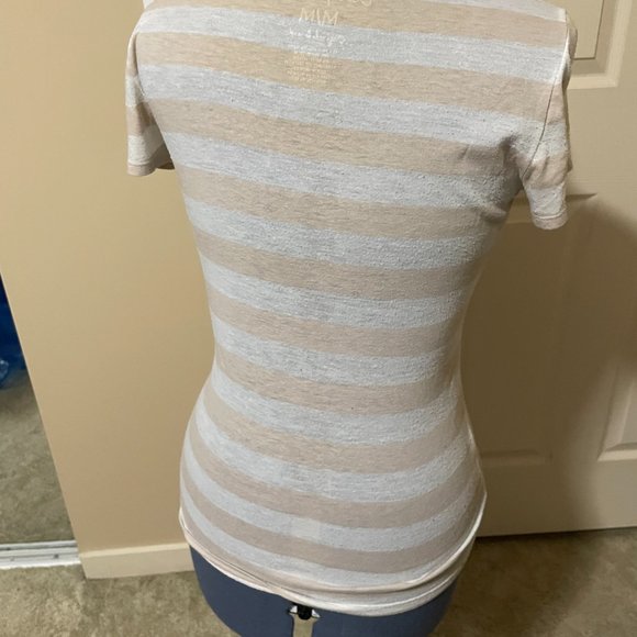 Aeropostale | Patterned Shirt with Heart - Picture 2 of 3